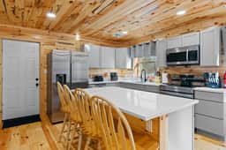 Massive Game Room, Lake Access, Privacy and More!