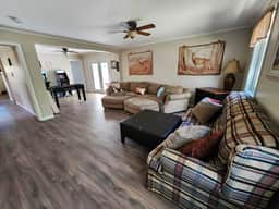 Tennyson Lodge: Fireplace, Game Room & Lake - Image 5