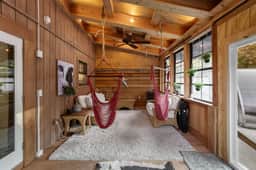 Luxury Retreat: Pool, Hot Tub, Sauna & Arcade