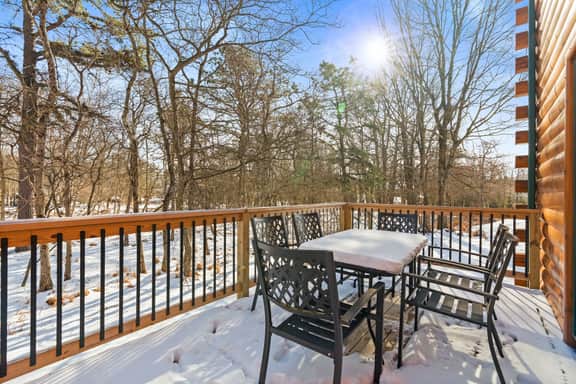 Massive Game Room, Lake Access, Privacy and More!