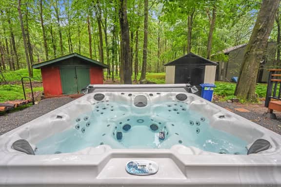 A-Frame Retreat - Hot Tub, Fire Pit & Fireplace - Image 3